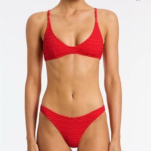 Traingl Maia Bikini Set in Mato (red)